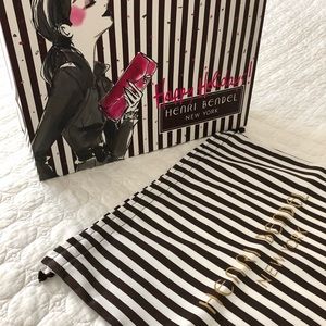 Henri Bender paper Bag and cotton sleeve